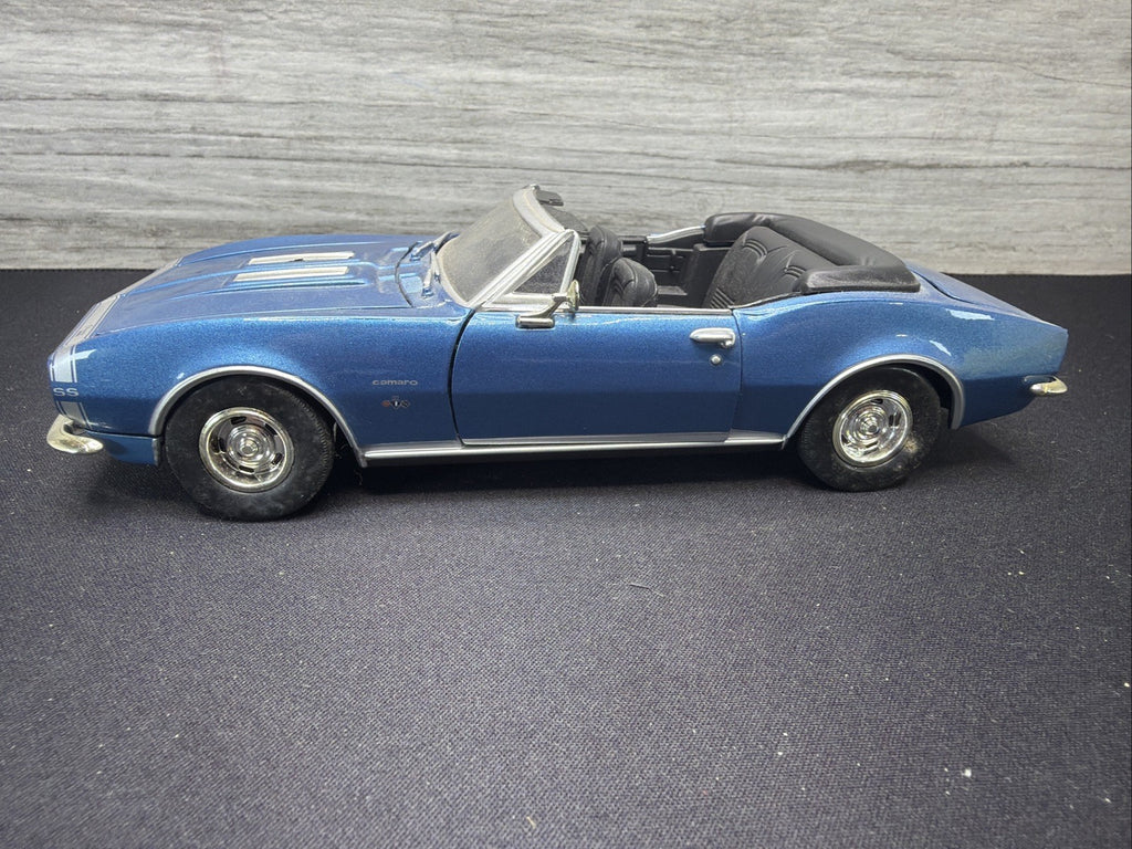 1967 Blue Chevy Camaro SS  Motormax Die Cast  Convertible Vehicle 1:24 Scale0