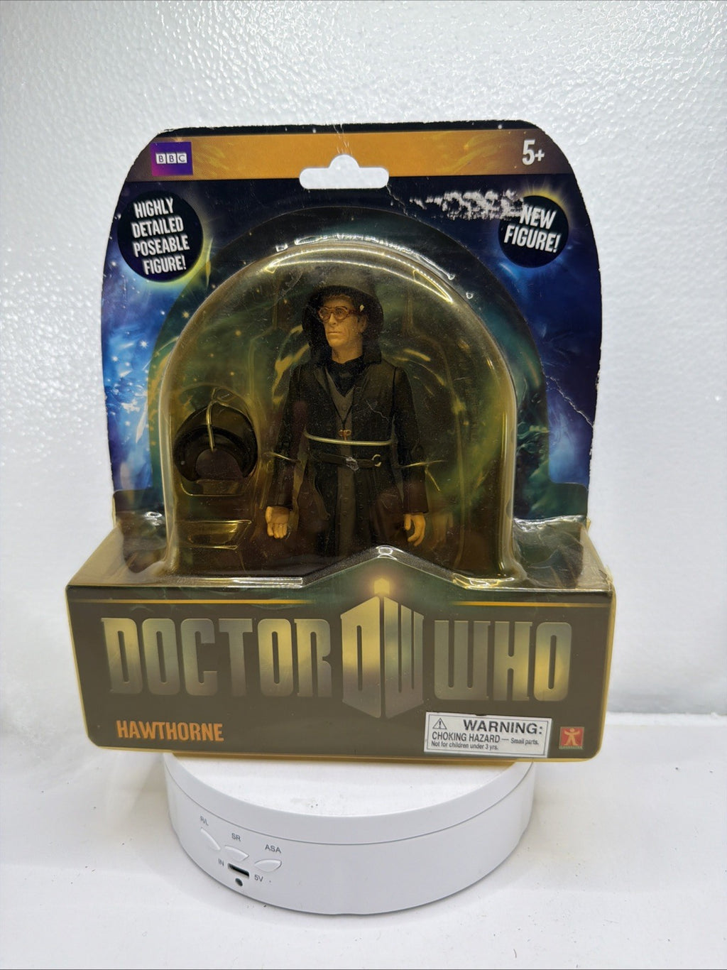 BBC Doctor Dr. Who Series 5 - Hawthorne Action Figure New Yellowing Package Rare0