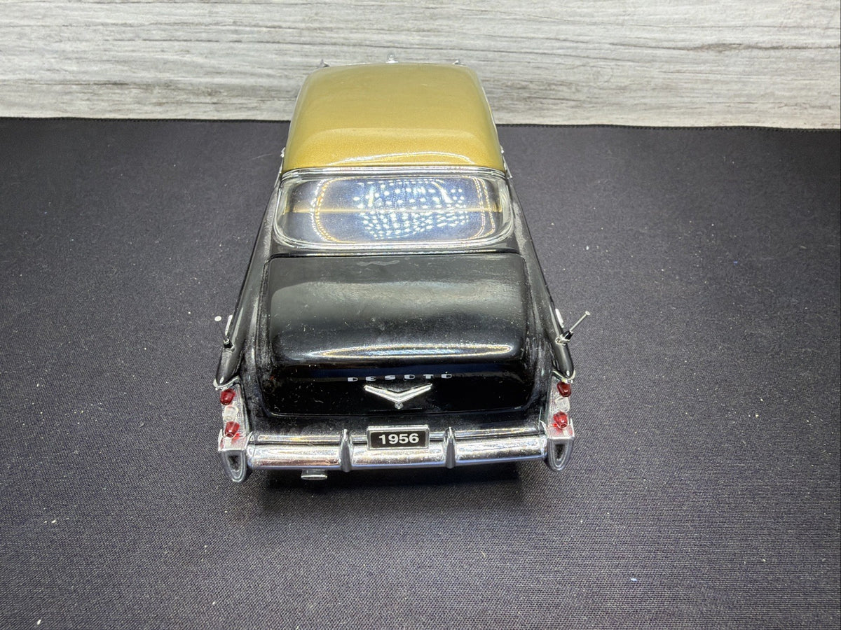 Danbury Mint 1956 DeSoto Adventurer Die Cast Car 1/24, Black/Gold READ11
