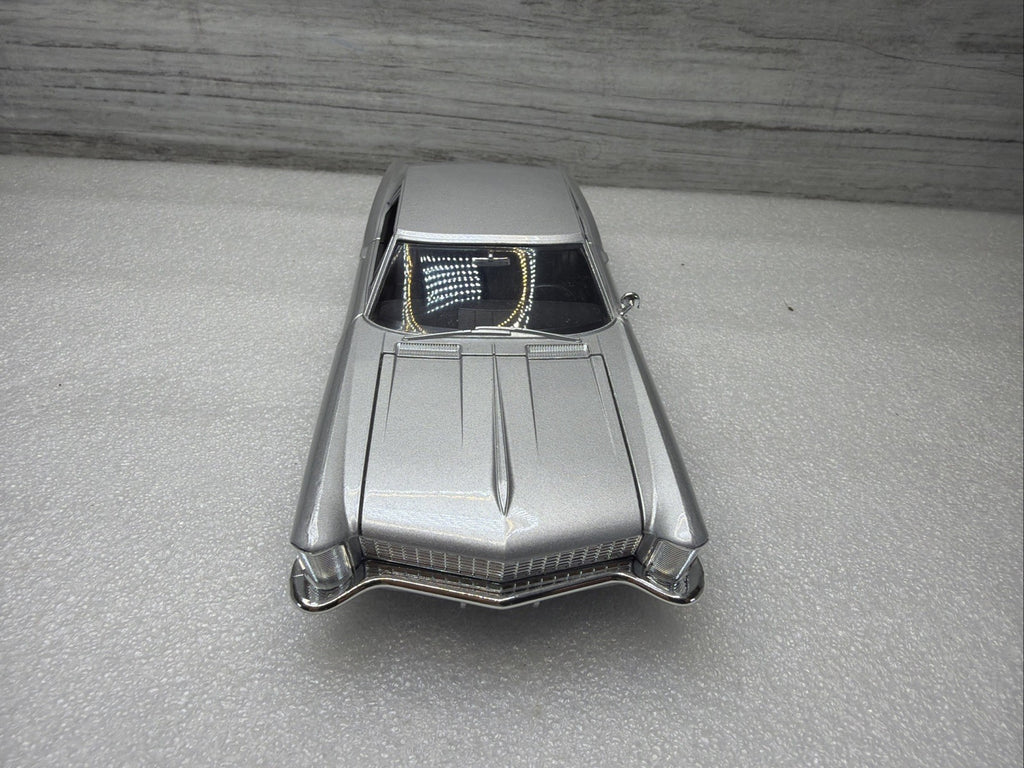 1965 BUICK RIVIERA GRAND SPORT HARD TOP WELLY 24072 1/24 DIECAST CAR SILV NO BOX4