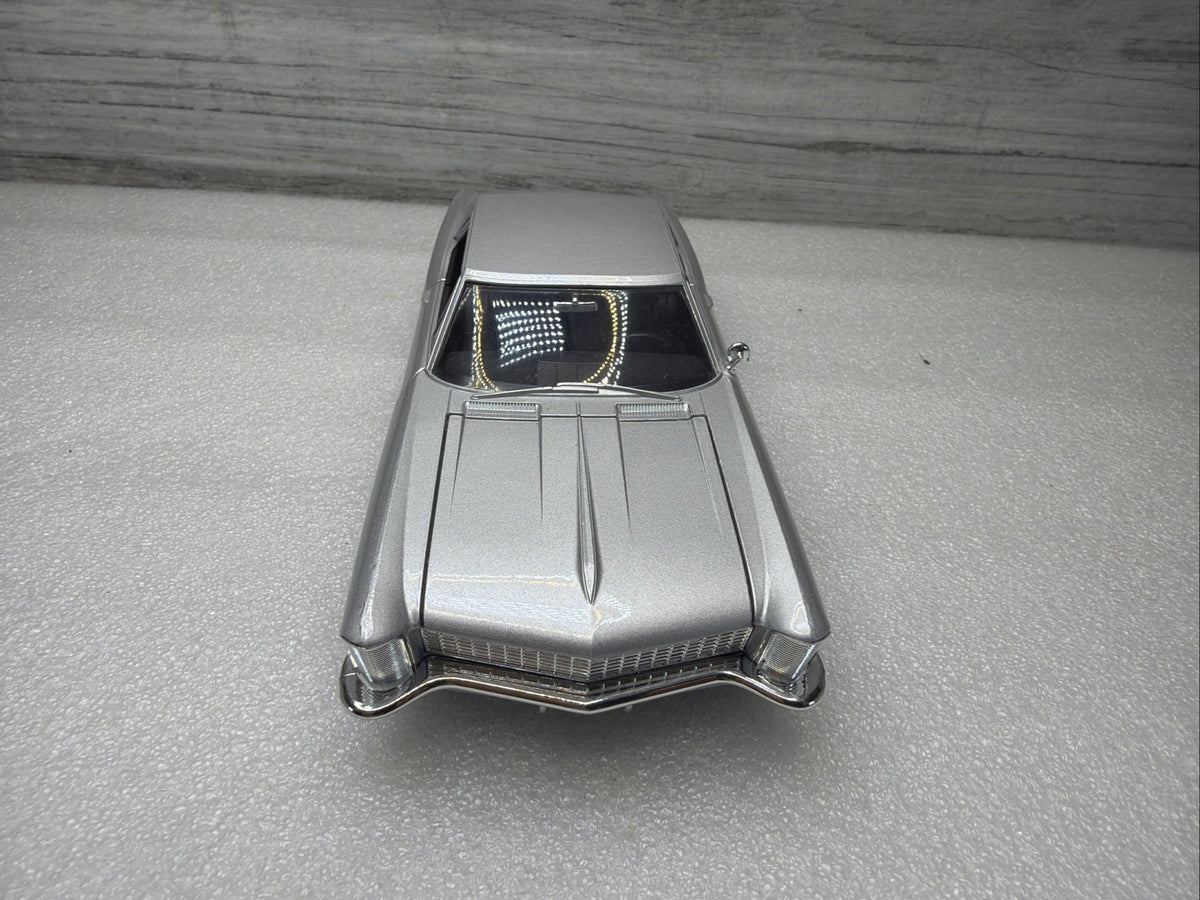 1965 BUICK RIVIERA GRAND SPORT HARD TOP WELLY 24072 1/24 DIECAST CAR SILV NO BOX4