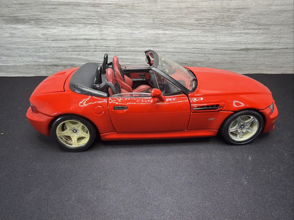 Bburago 1996 BMW M Roadster Convertible Red Scale 1:18 Made Italy No Box Read0