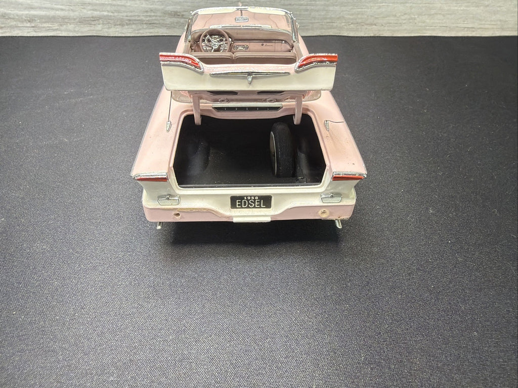 Franklin Mint 1:24 Scale Diecast 1958 Edsel Citation Convertible No Box Read17