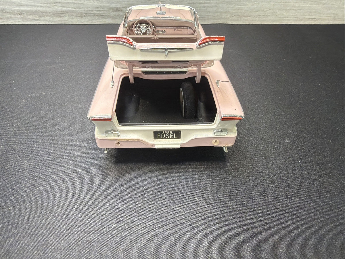 Franklin Mint 1:24 Scale Diecast 1958 Edsel Citation Convertible No Box Read17