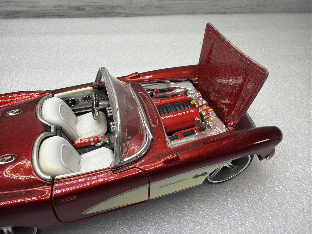 MAISTO Pro Rodz 1:24 SCALE 1957 CORVETTE CONVERTIBLE RED Chevrolet NO BOX11