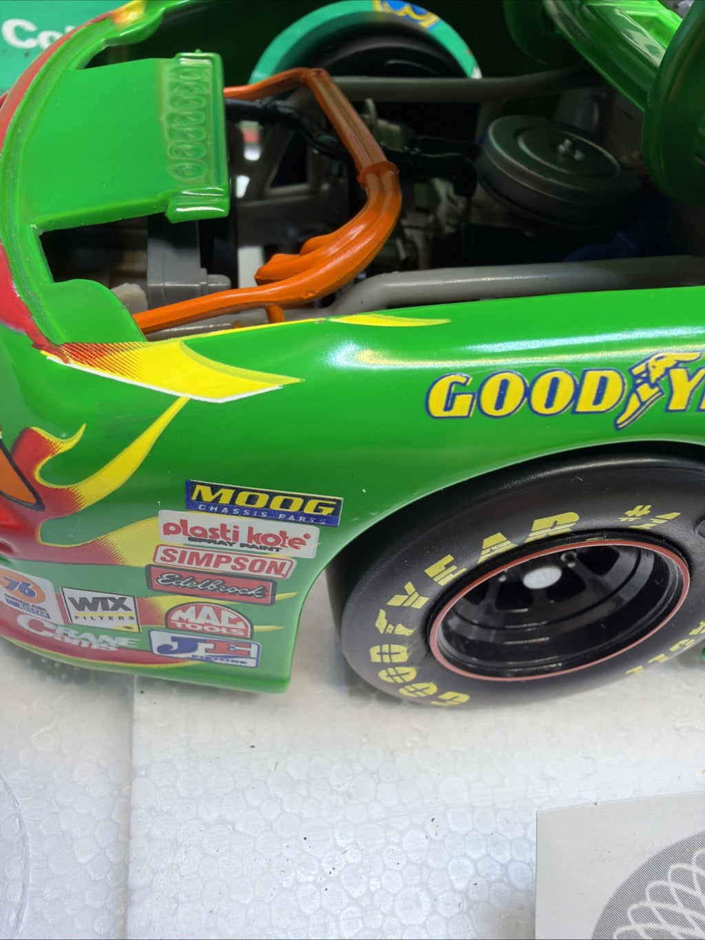 #18 Bobby Labonte Interstate Batteries 1998 Grand Prix 1:18 Hot Rod Mag 1/31206