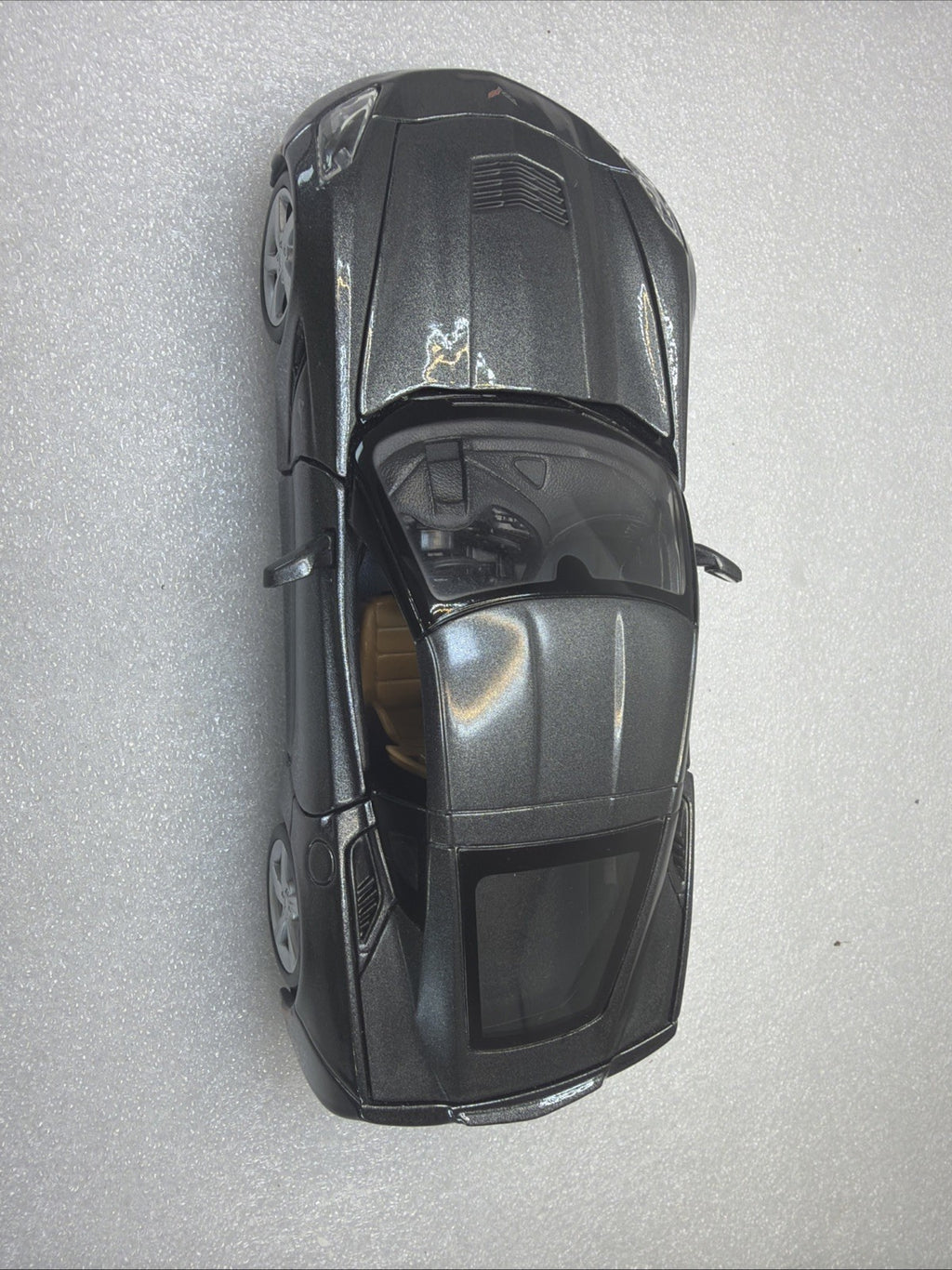 Maisto 2014 Chevrolet Corvette Stingray Grey 1/24 Scale Diecast Car No Box Nice8