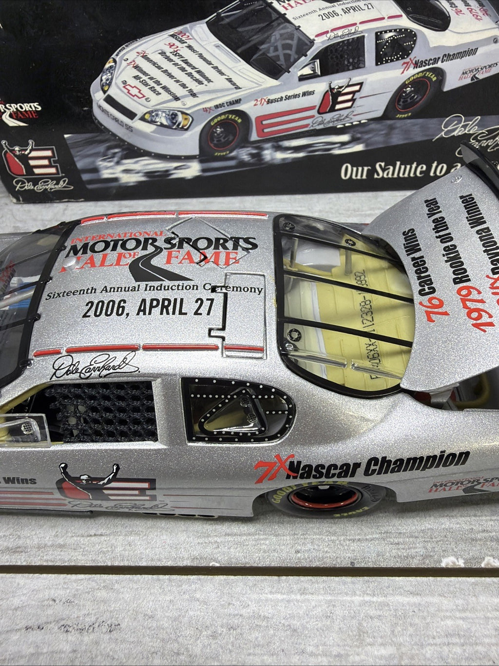 Dale Earnhardt 1/24  Back on Track  HOF 2006 Monte Carlo Box Damage Numbered New9