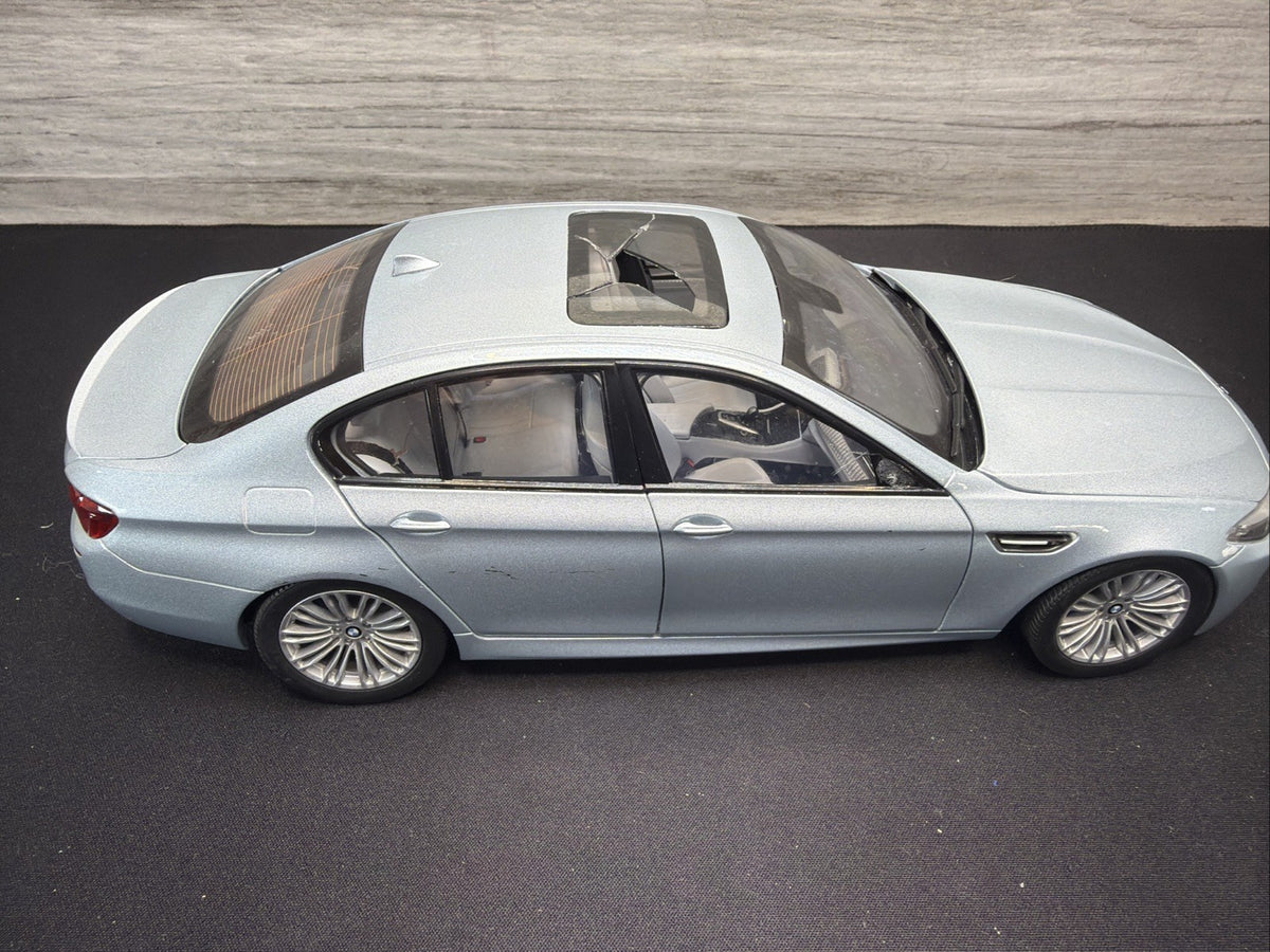 1:18 Paragon BMW F10 M5 Silver Blue RARE Limited Edition DAMAGE NO BOX SEE PICS1
