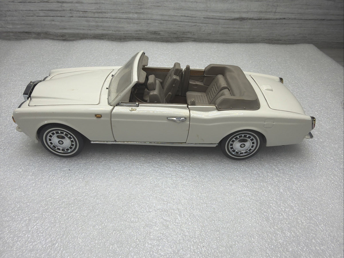 Franklin Mint- 1992 Rolls-Royce Corniche IV Convertible 1/24 Has Damage See Pics10