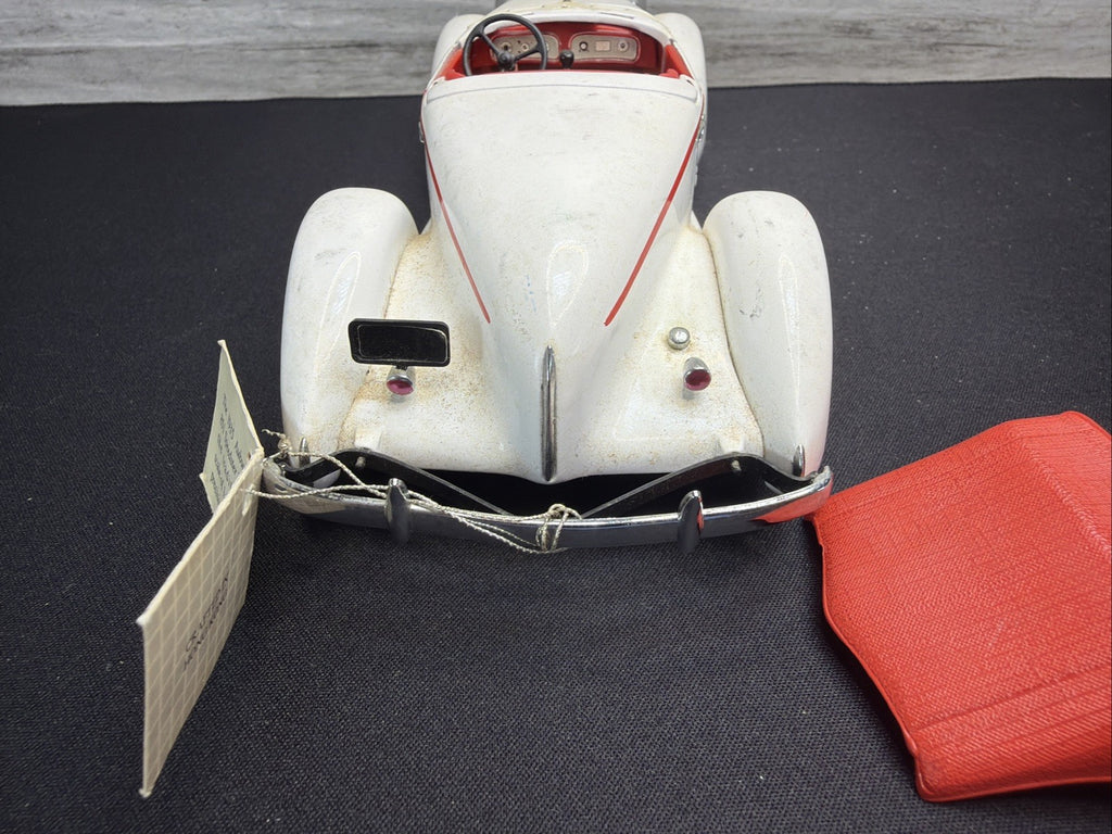 The Franklin Mint 1935 Auburn 851 Speedster  1:24 Scale White BARN FIND REPAIR10