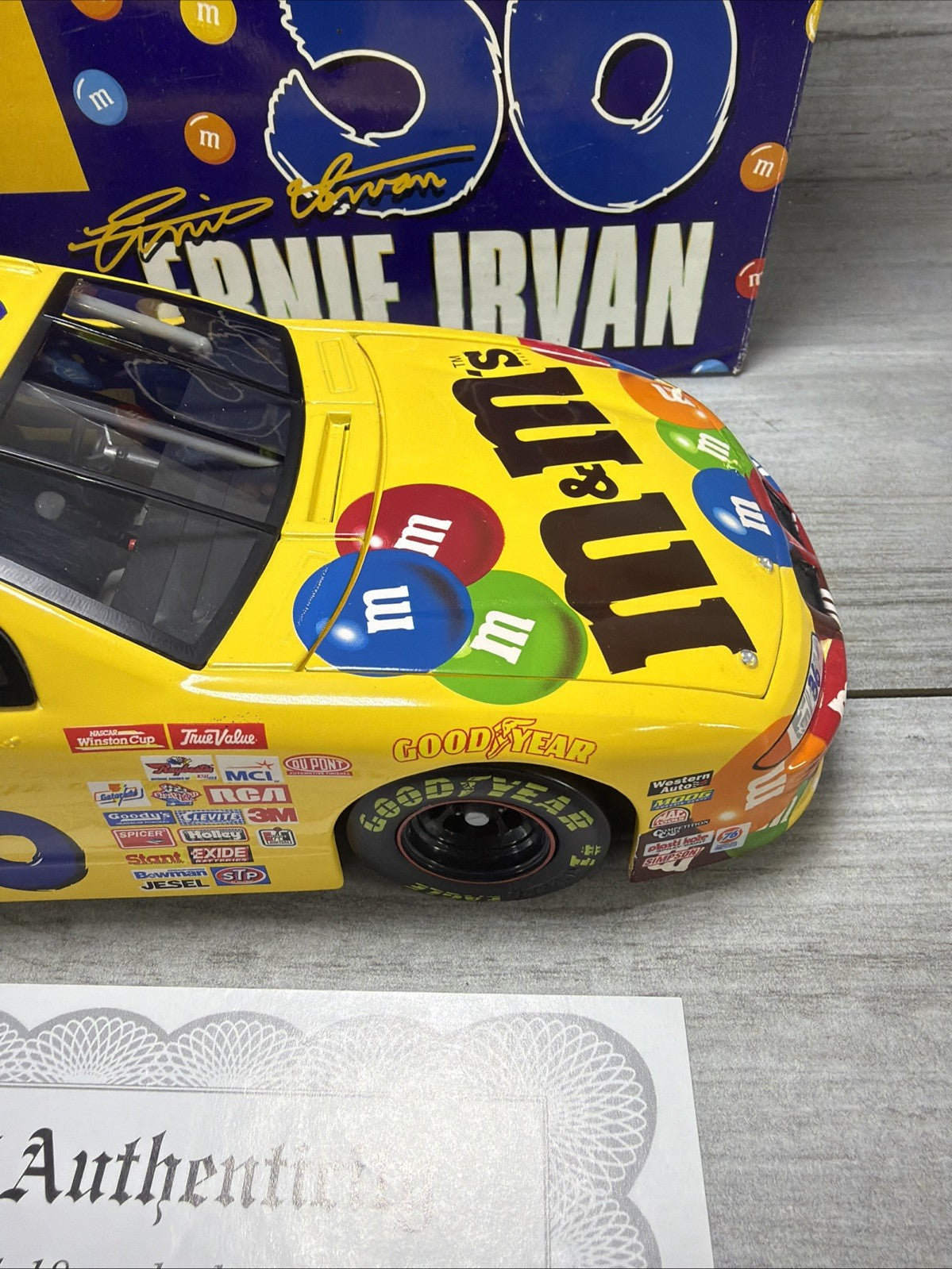 1999 Revell Ernie Irvan M&Ms 1/18 Pontiac New  1/2508 With Certificate4