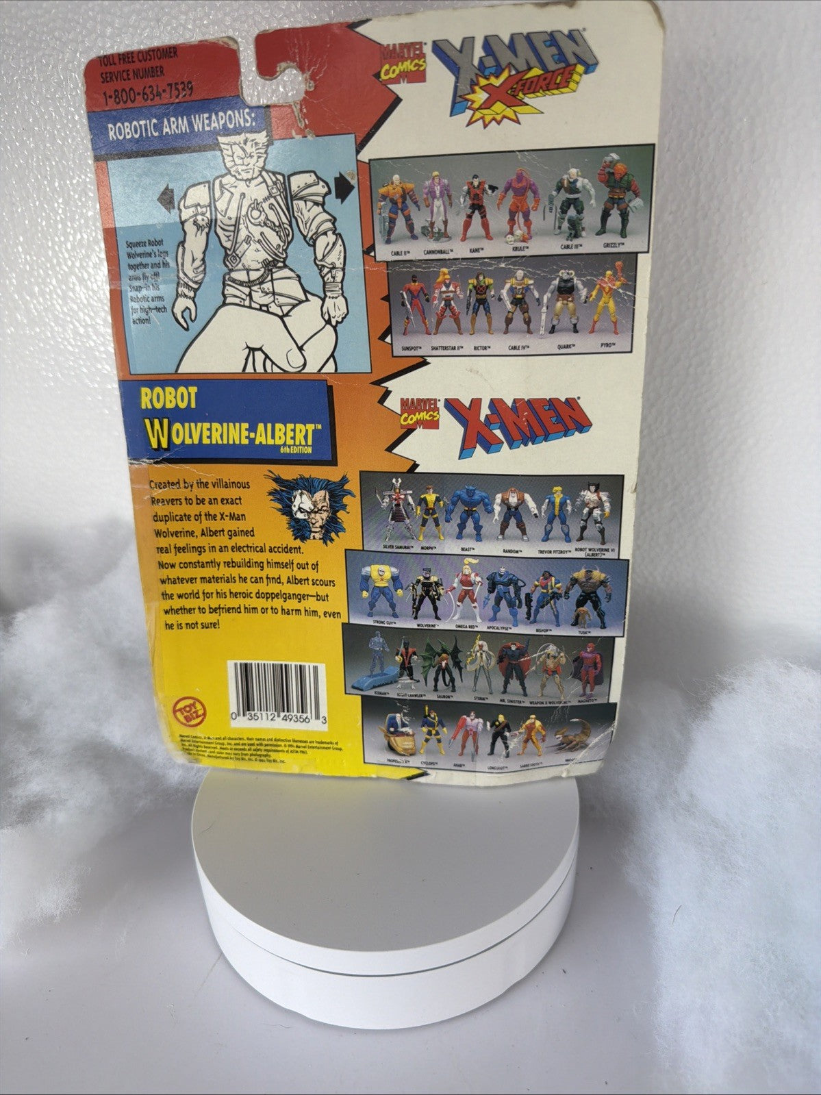 Marvel Uncanny X Men Wolverine Albert 6th Edition Figure ToyBiz 1994 Box Damage6