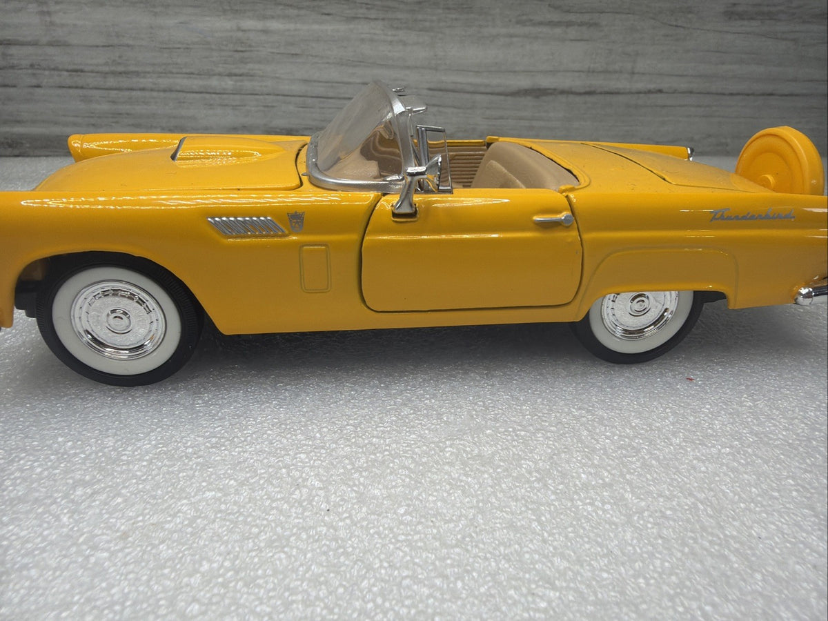 1956 Ford Thunderbird Convertible - Yellow 1:24 Scale Motormax  “show Case”1
