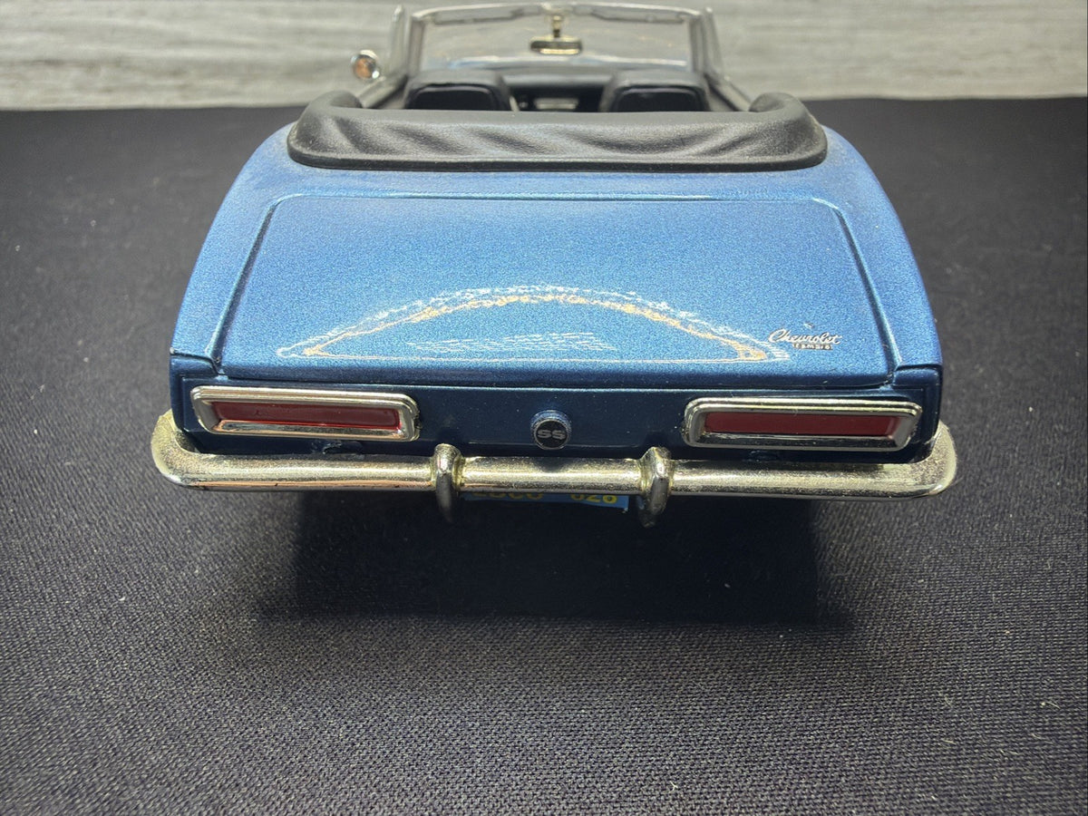 1967 Blue Chevy Camaro SS  Motormax Die Cast  Convertible Vehicle 1:24 Scale4