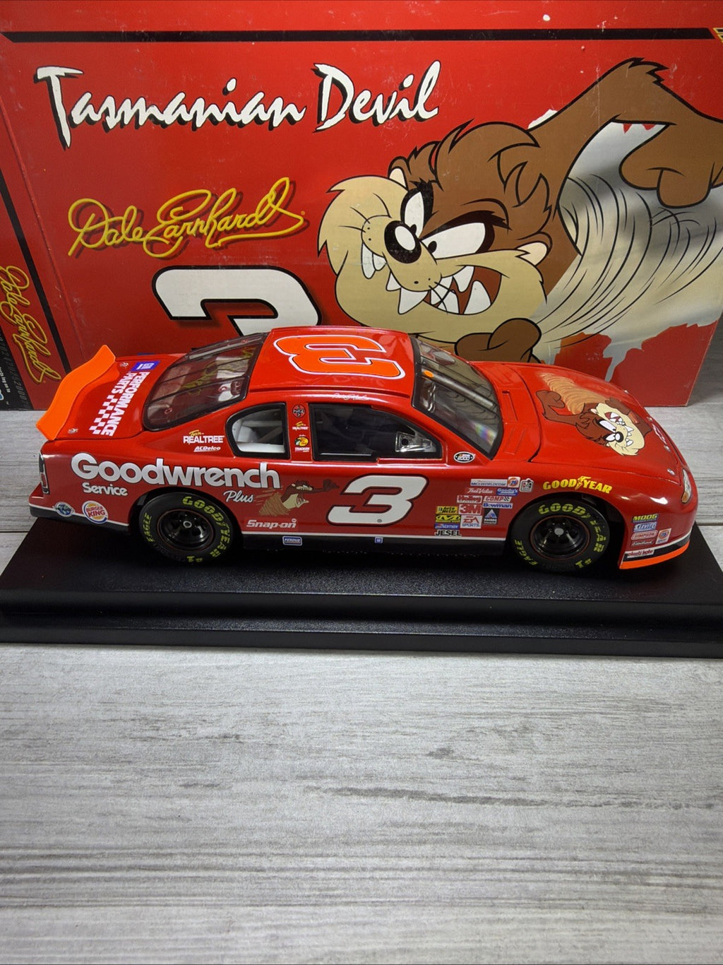 Dale Earnhardt #3 GM Goodwrench TAZ NO BULL Revell 1/18 Nascar Diecast NICE7