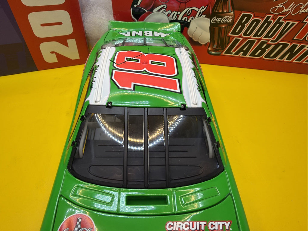 New! Bobby Labonte #18 Nascar Inter  2001 Pontiac 1 Of 2,508 1/18th Scale Action7