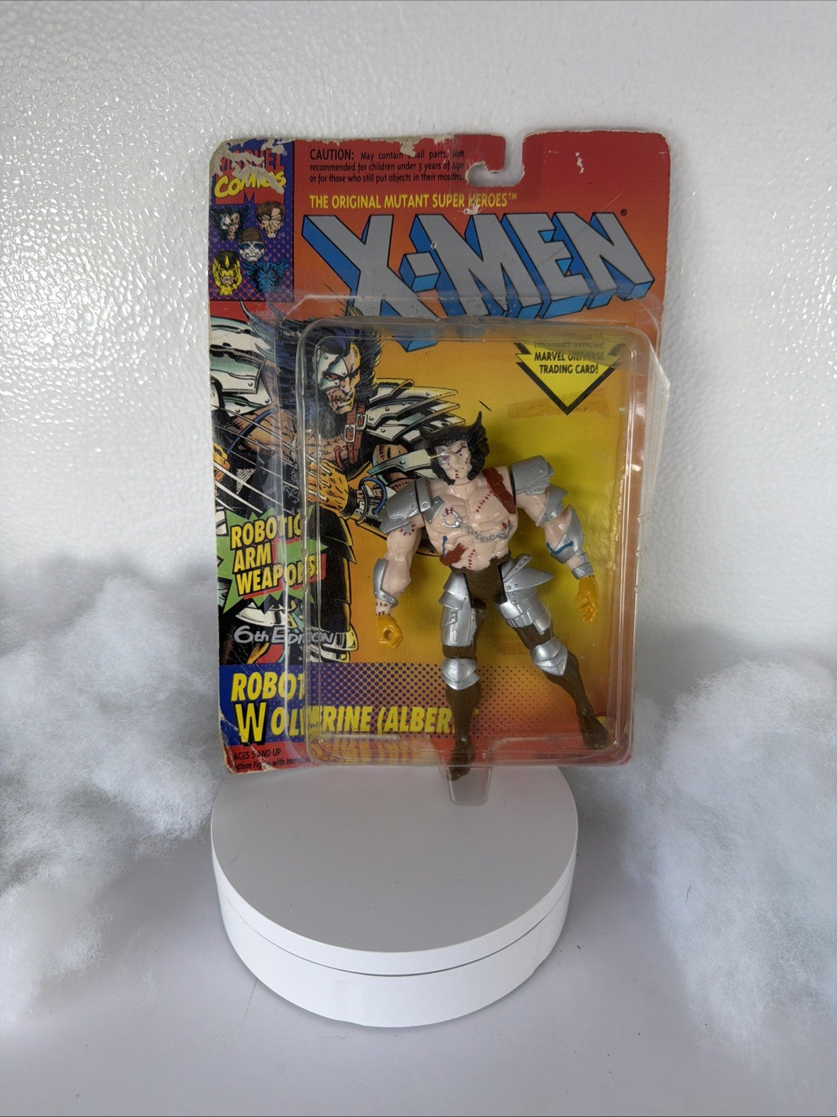 Marvel Uncanny X Men Wolverine Albert 6th Edition Figure ToyBiz 1994 Box Damage0