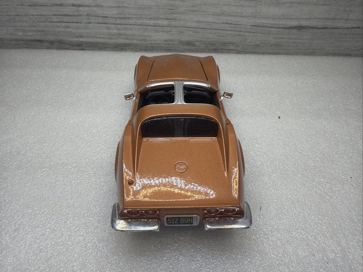 Maisto 1970 Chevrolet Corvette Stingray 1/24 Diecast  Nice Condition No Box7