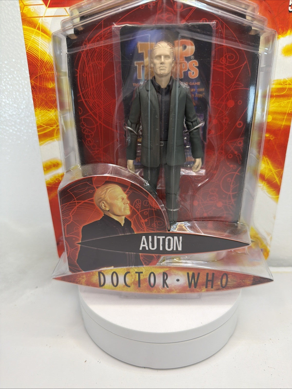 Doctor Who Series 1 Poseable 5" Auton Action Figure w Top Trumps Card1