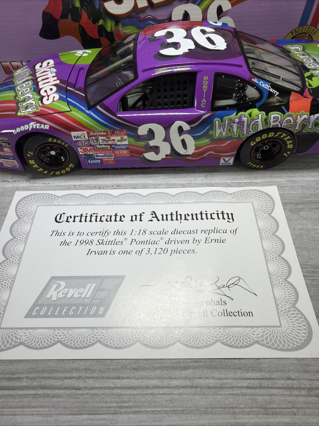 REVELL Ernie Irvan 1998 Wild Berry Skittles Pontiac 1/18 Scale 1 of 3120 New1