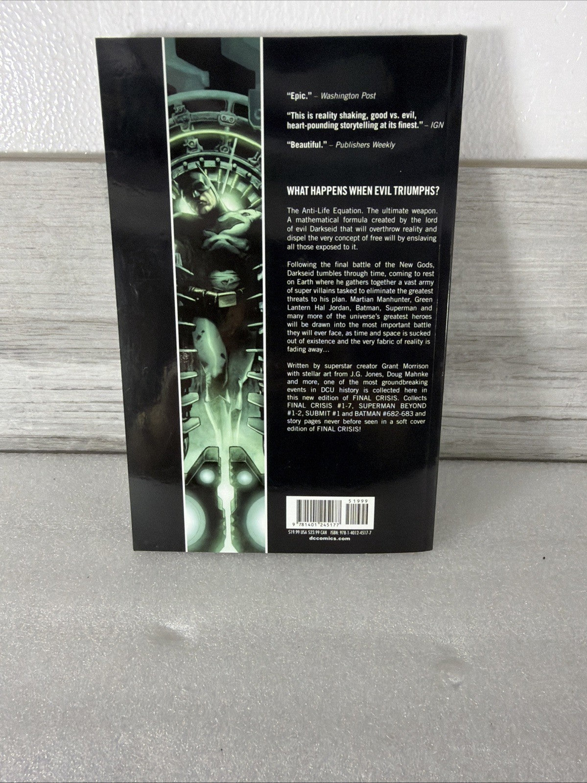 Final Crisis (New Edition) - Paperback, by Morrison Grant - Very Good2