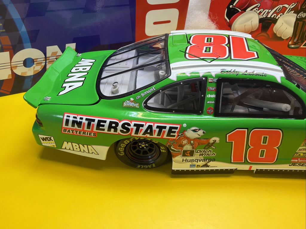 New! Bobby Labonte #18 Nascar Inter  2001 Pontiac 1 Of 2,508 1/18th Scale Action10