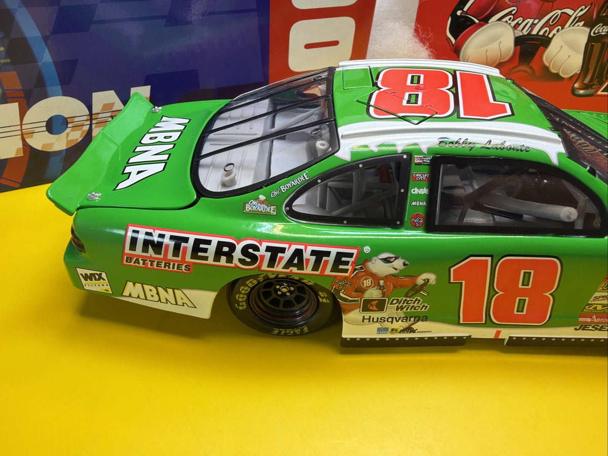 New! Bobby Labonte #18 Nascar Inter  2001 Pontiac 1 Of 2,508 1/18th Scale Action10