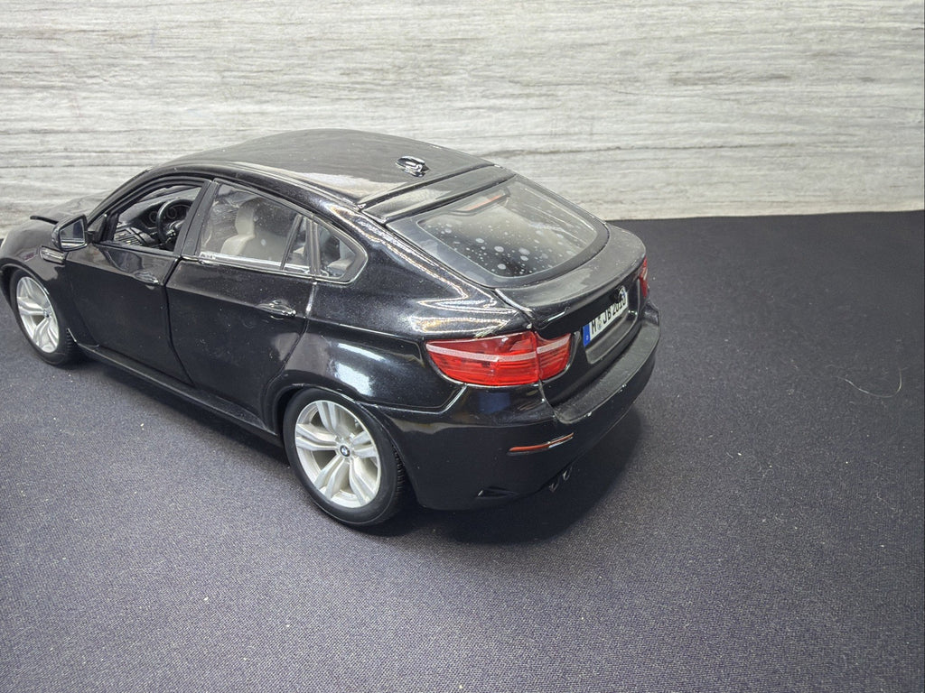 Bburago 1:18 2011 BMW X6 M Black Diecast Nice No Box8