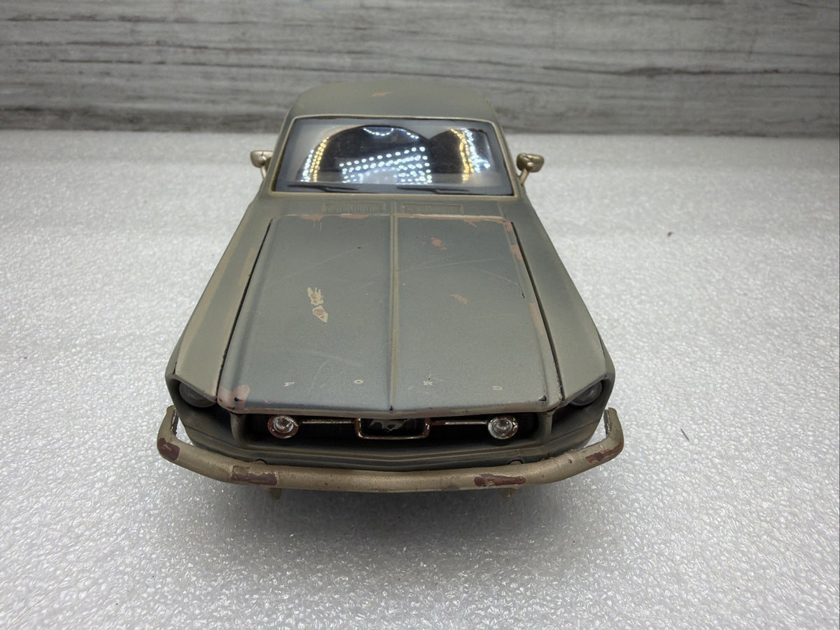 Maisto 1:24 Scale 1967 Ford Mustang GT Car W/Patina Diecast Old Friends4