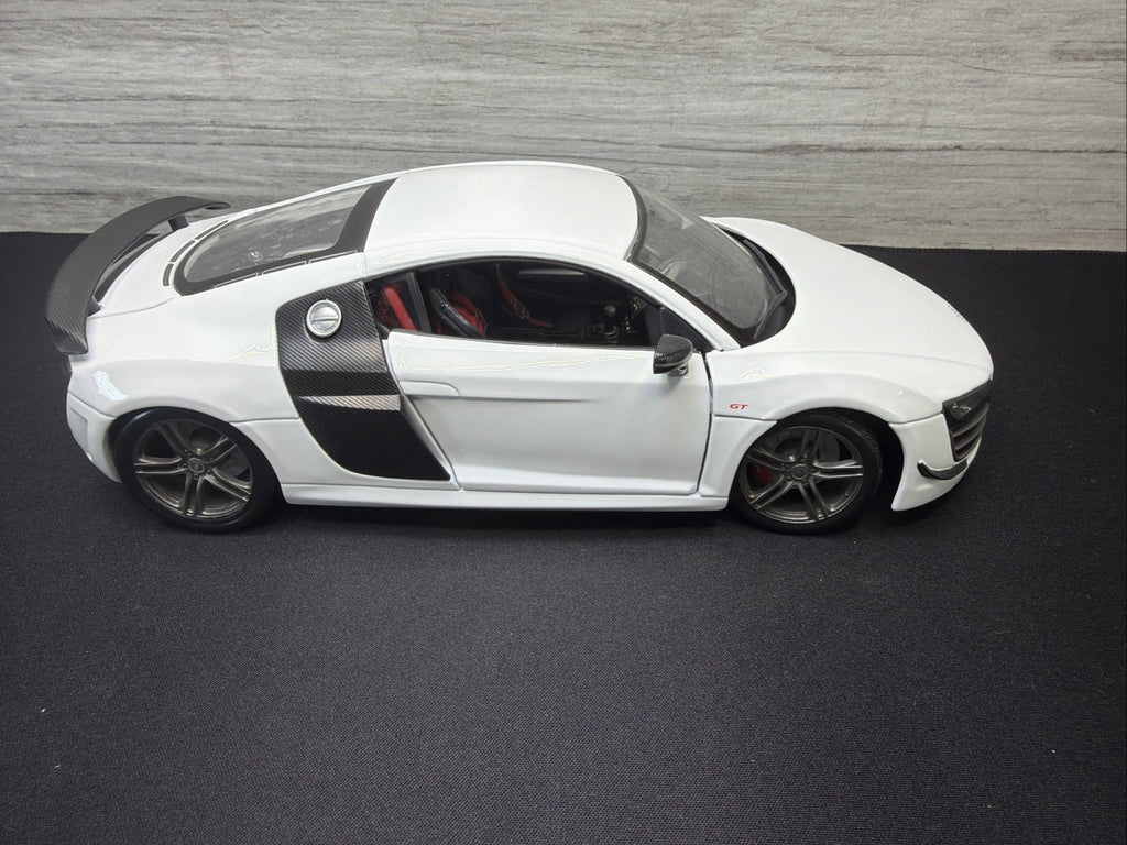 Maisto 1:18 Scale Audi R8 GT Plus Diecast Model Car, WHITE NO BOX8