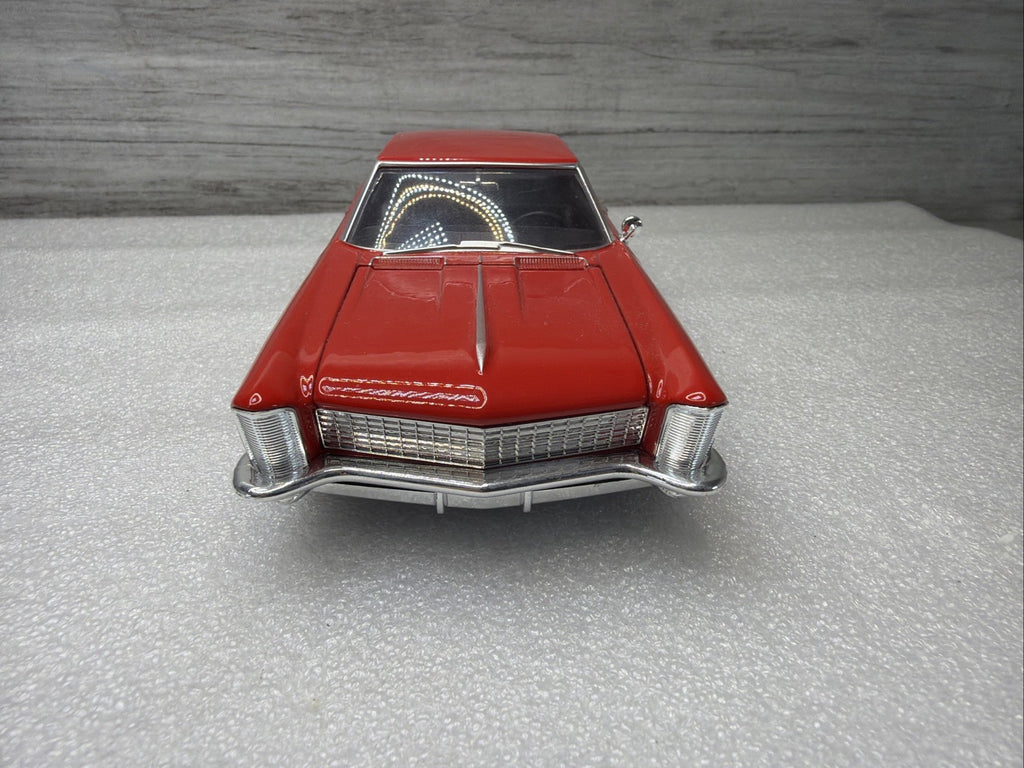 1965 BUICK RIVIERA GRAND SPORT HARD TOP WELLY 24072 1/24 DIECAST CAR RED NO BOX4