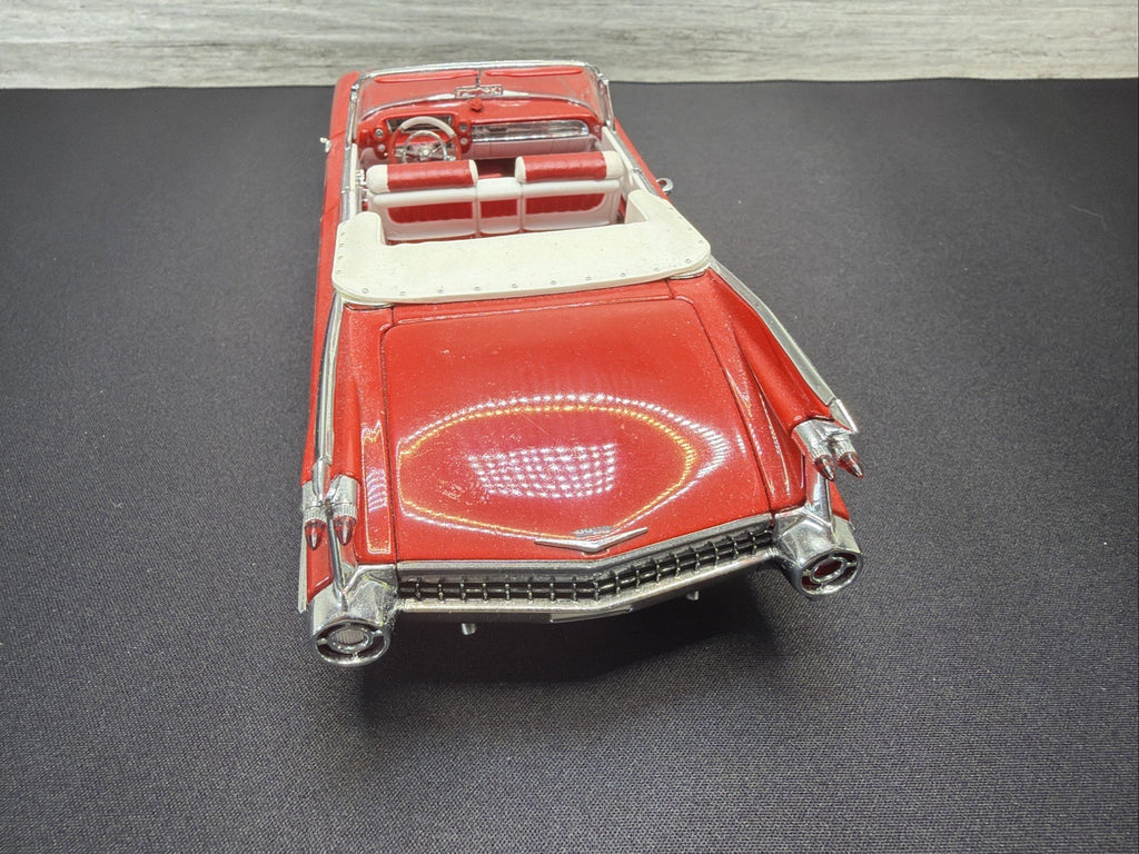 1992 Danbury Mint 1:24 Die Cast 1959 Cadillac Series 62 Car, No Box Light Damage1