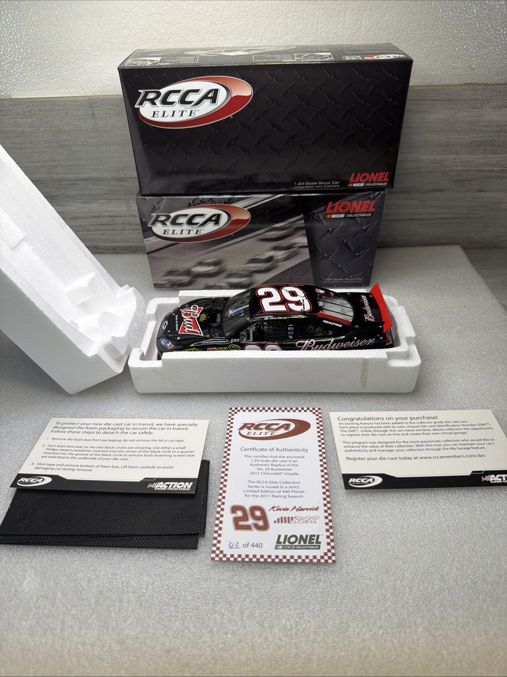 RARE Kevin Harvick 1/24 Elite 2011  #29 Budweiser Impala 313 of 440  New  W/COA0