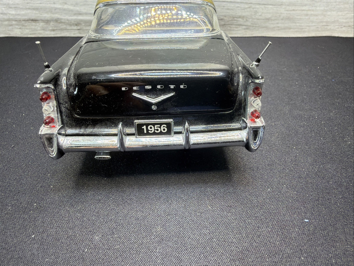Danbury Mint 1956 DeSoto Adventurer Die Cast Car 1/24, Black/Gold READ10
