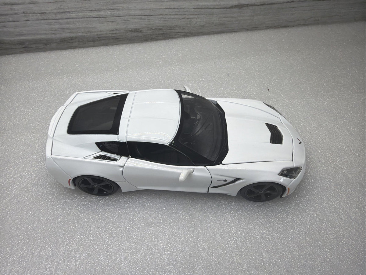 Maisto 2014 Chevrolet Corvette Stingray Grey 1/24 Scale Diecast Car No Box Nice2
