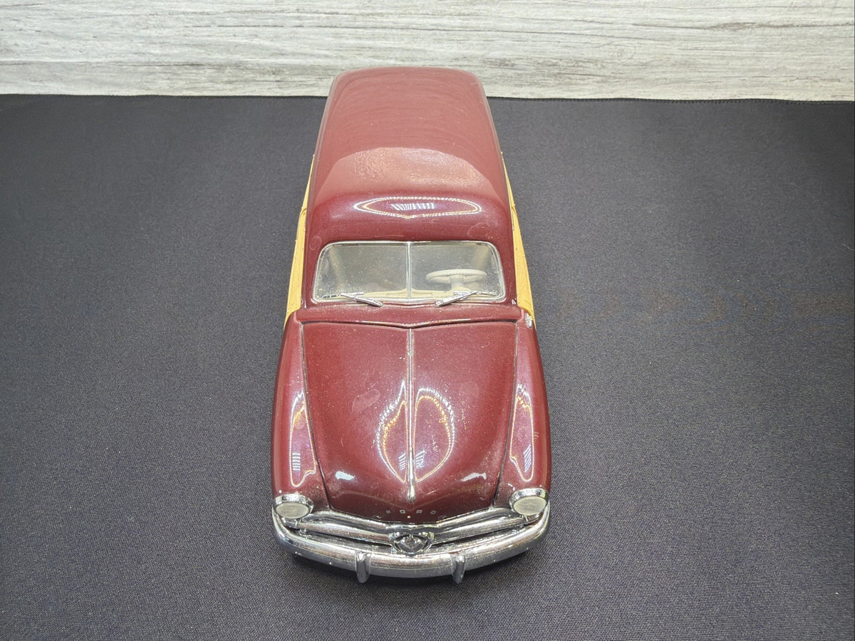 Damaged Franklin Mint Woody Wagon Ford 1949 Acceptable Condition4