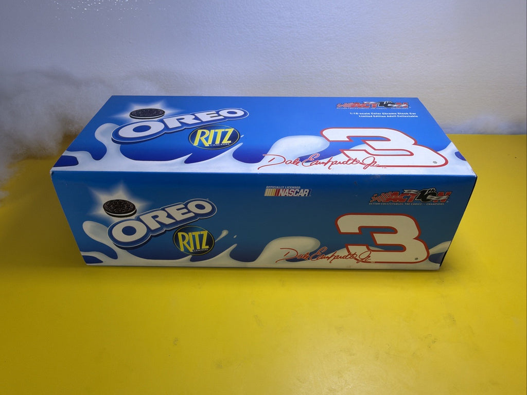 X-RARE 1:18 Action Dale Earnhardt Jr #3 Oreo  2002 Monte Carlo New 1/2508 CHROME18