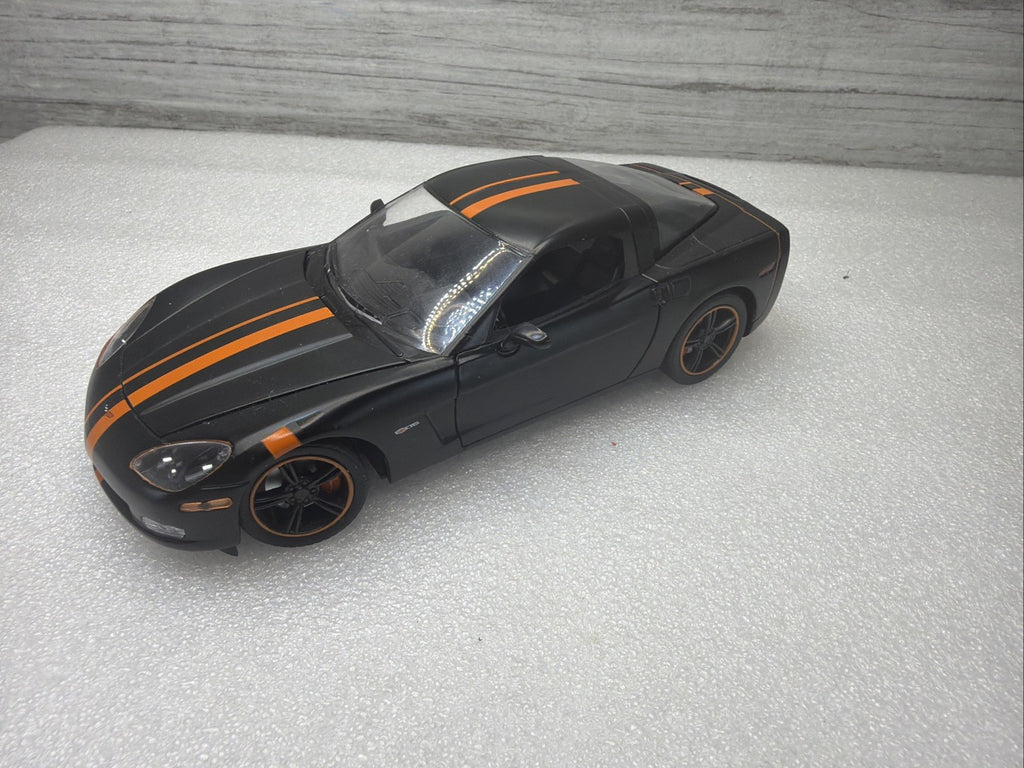 1/24 2009 GREENLIGHT Z06 CORVETTE Excellent Condition RARE  Detailed No Box9