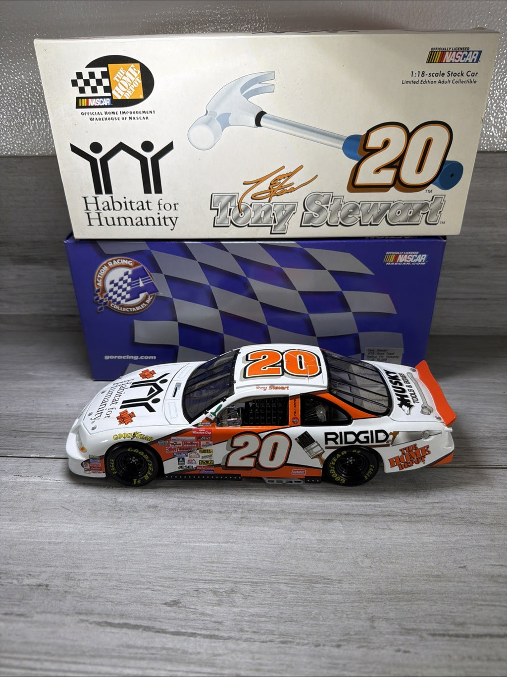 Action 1999 Habitat for Humanity , Home Depot 1:18 Pontiac #20 Tony Stewart  New0
