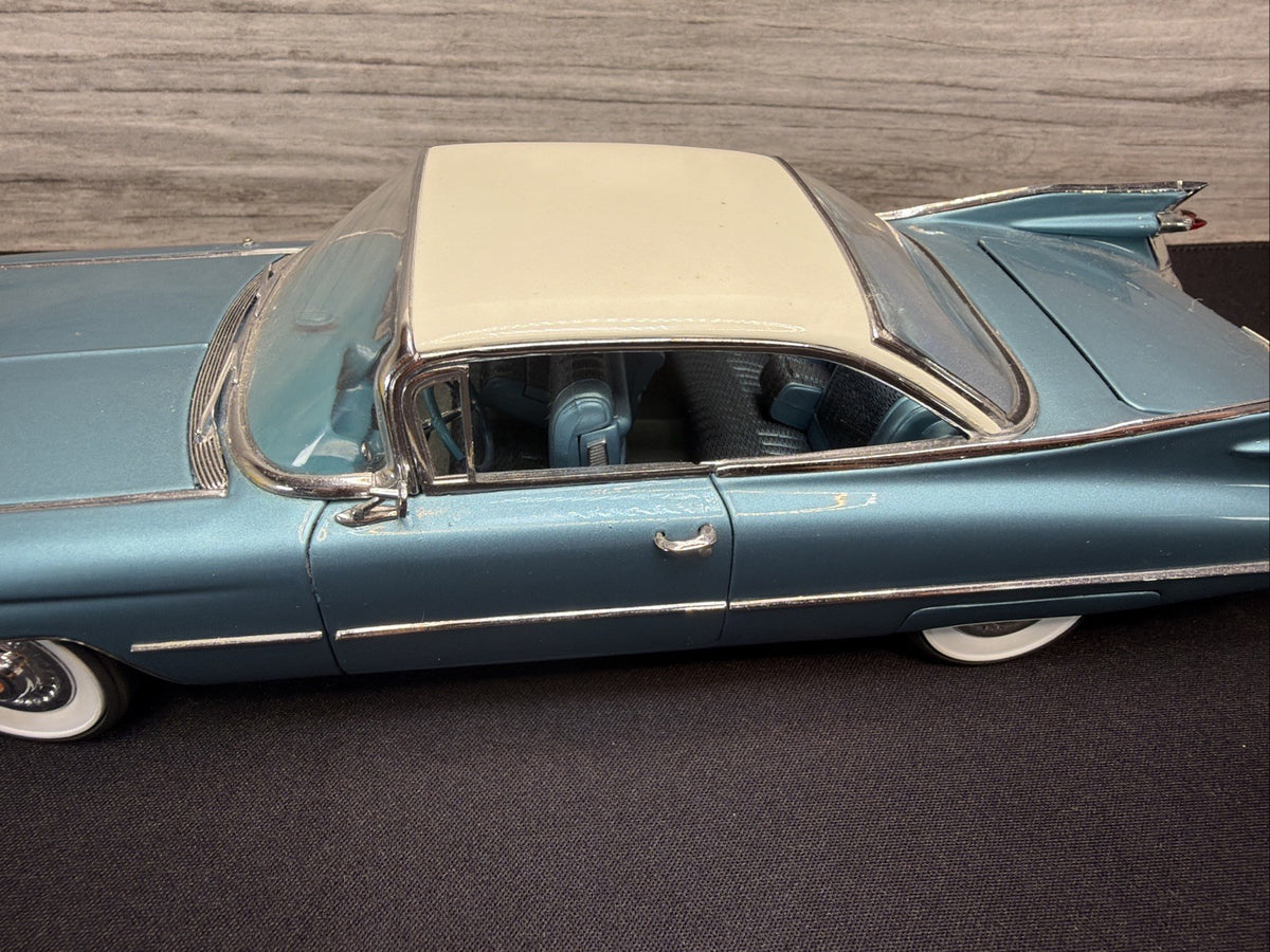 Danbury Mint 1959 Cadillac Coupe de Ville No Box Nice Blue Minor Damage3