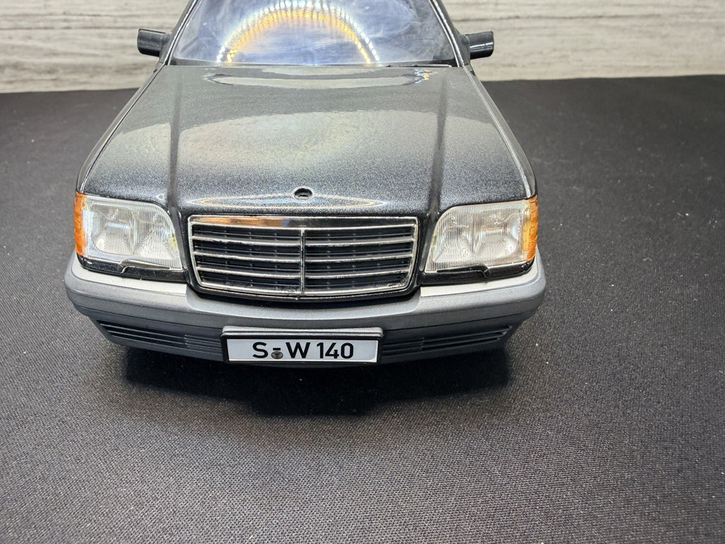 ISCALE SUPER RARE MERCEDES S500 1:18   W140  1994-98 NICE SOME HAZING ON GLASS3