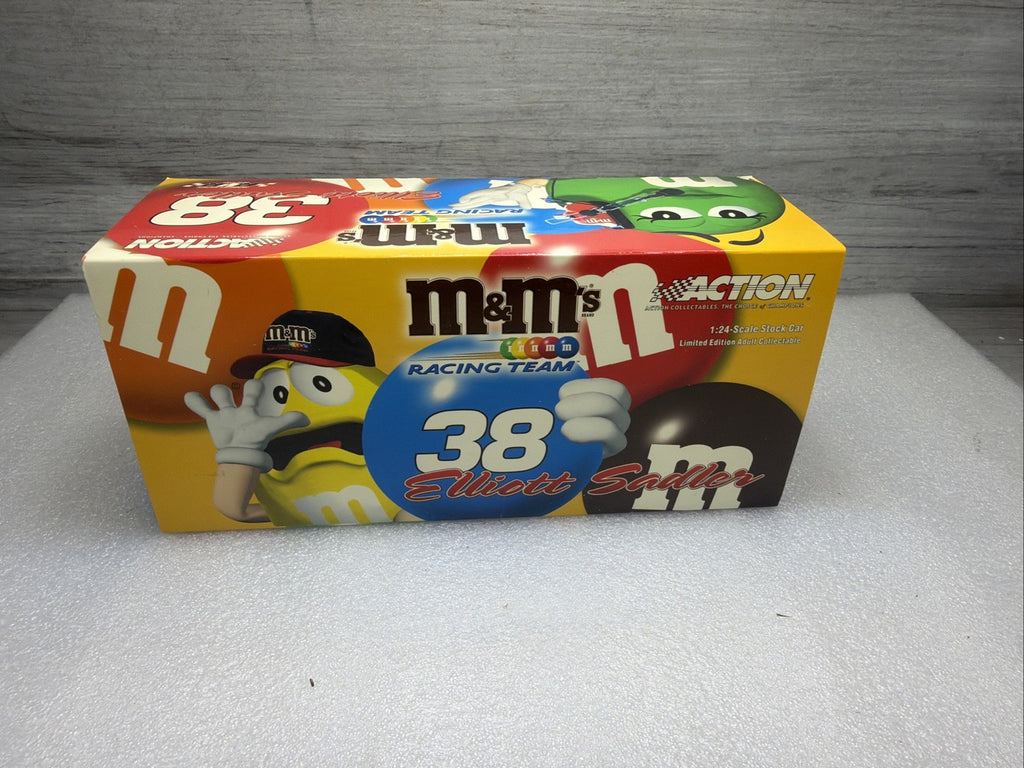 ACTION RCCA Elliott Sadler #38 M&M's 2004 Taurus Club Car 1 of 300 P/N 40233716