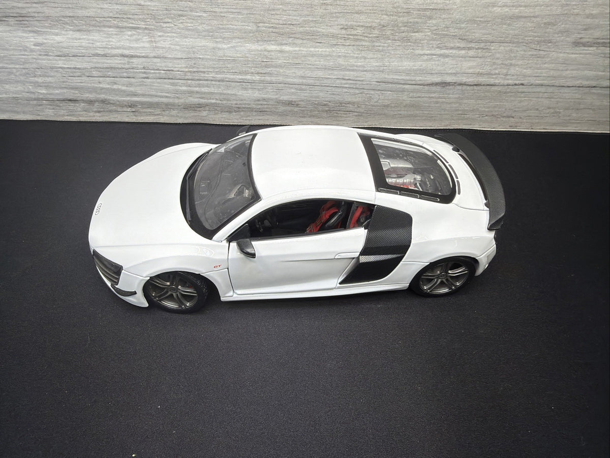 Maisto 1:18 Scale Audi R8 GT Plus Diecast Model Car, WHITE NO BOX1