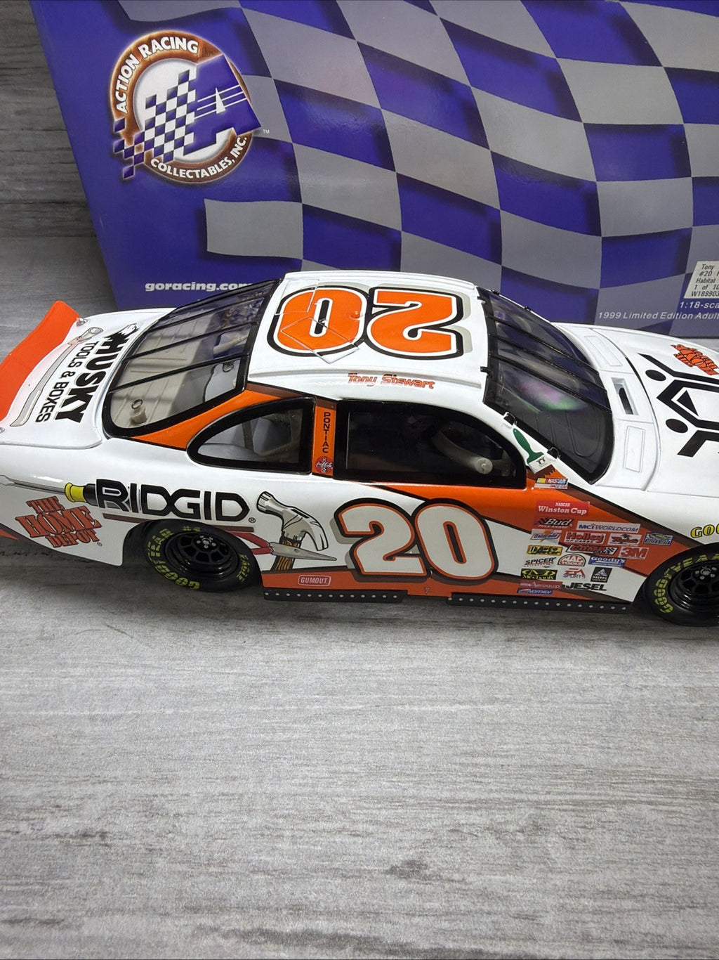 Action 1999 Habitat for Humanity , Home Depot 1:18 Pontiac #20 Tony Stewart  New7