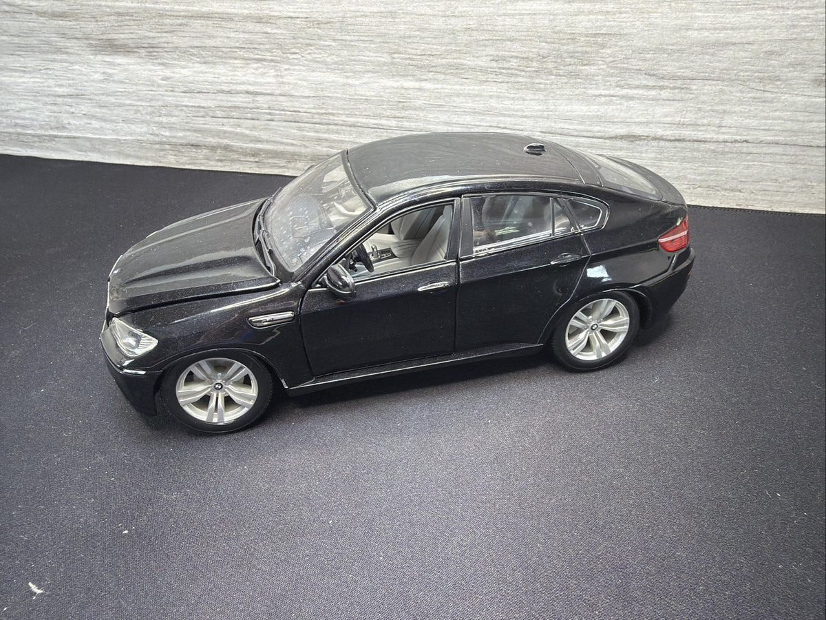 Bburago 1:18 2011 BMW X6 M Black Diecast Nice No Box6