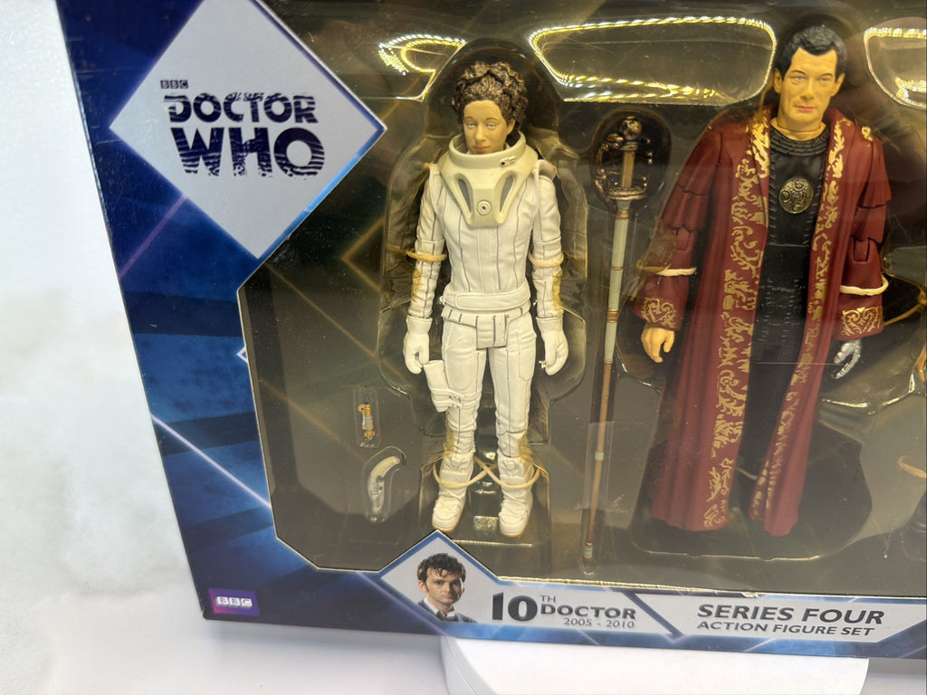 Doctor Who Series Four Action Figure Set: River Song~Narrator~Donna Noble NEW 46
