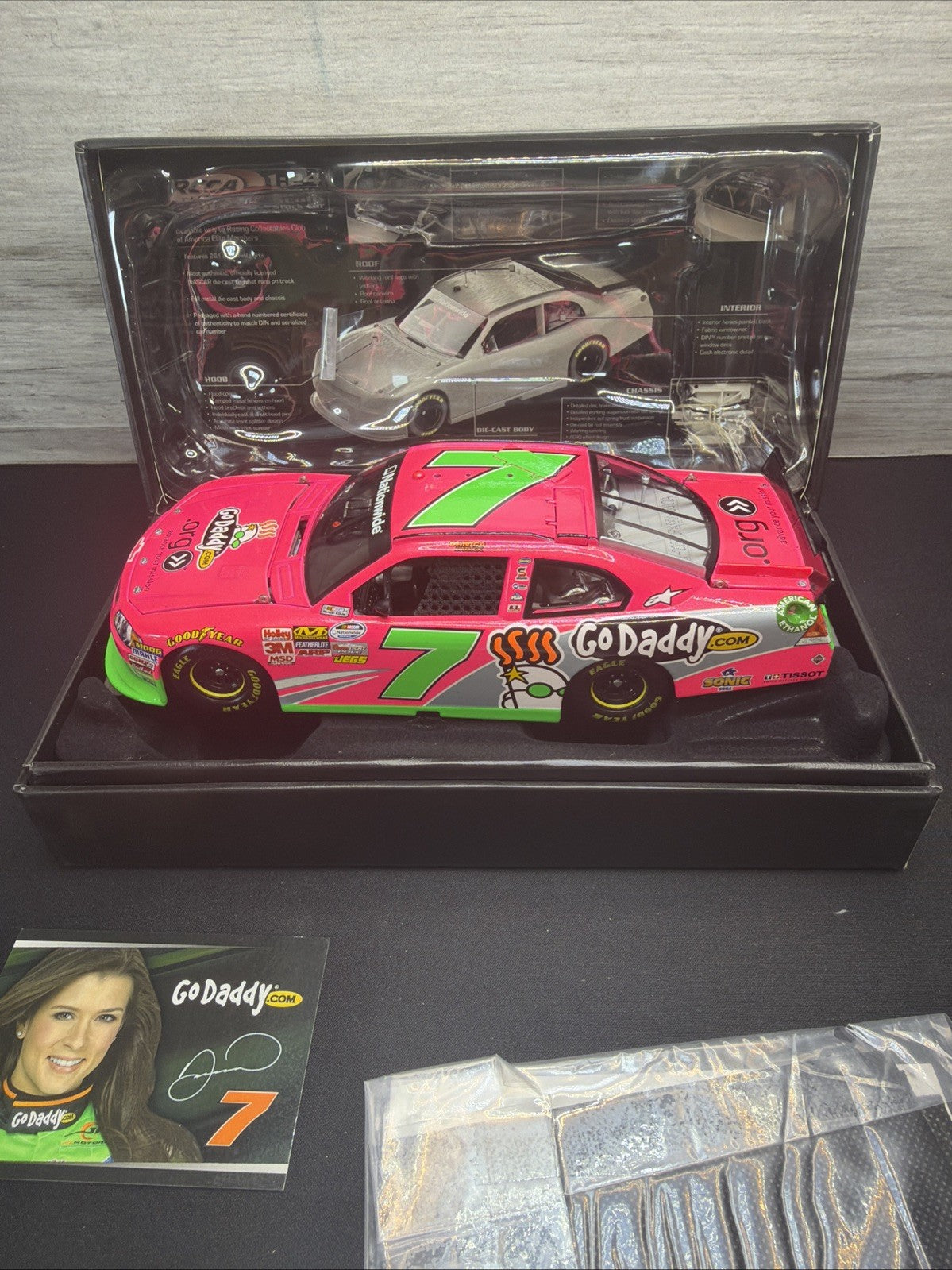 RCCA Elite 1:24 Danica Patrick #7 GoDaddy 2012 Pink Chevy Impala  124/150 New4