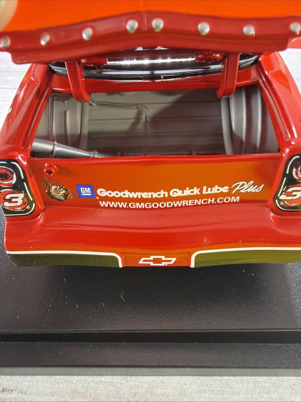 Dale Earnhardt #3 GM Goodwrench TAZ NO BULL Revell 1/18 Nascar Diecast NICE11