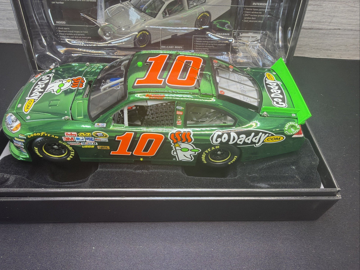 Danica Patrick #10 GoDaddy Peeker 2012 Impala  Color Chrome RCCA ELITE 06/48 New4